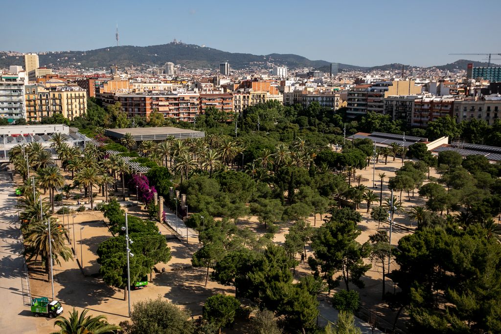 Obres L8 FGC Parc Joan Miró